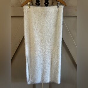 House of Harlow White Faux Fur Skirt
